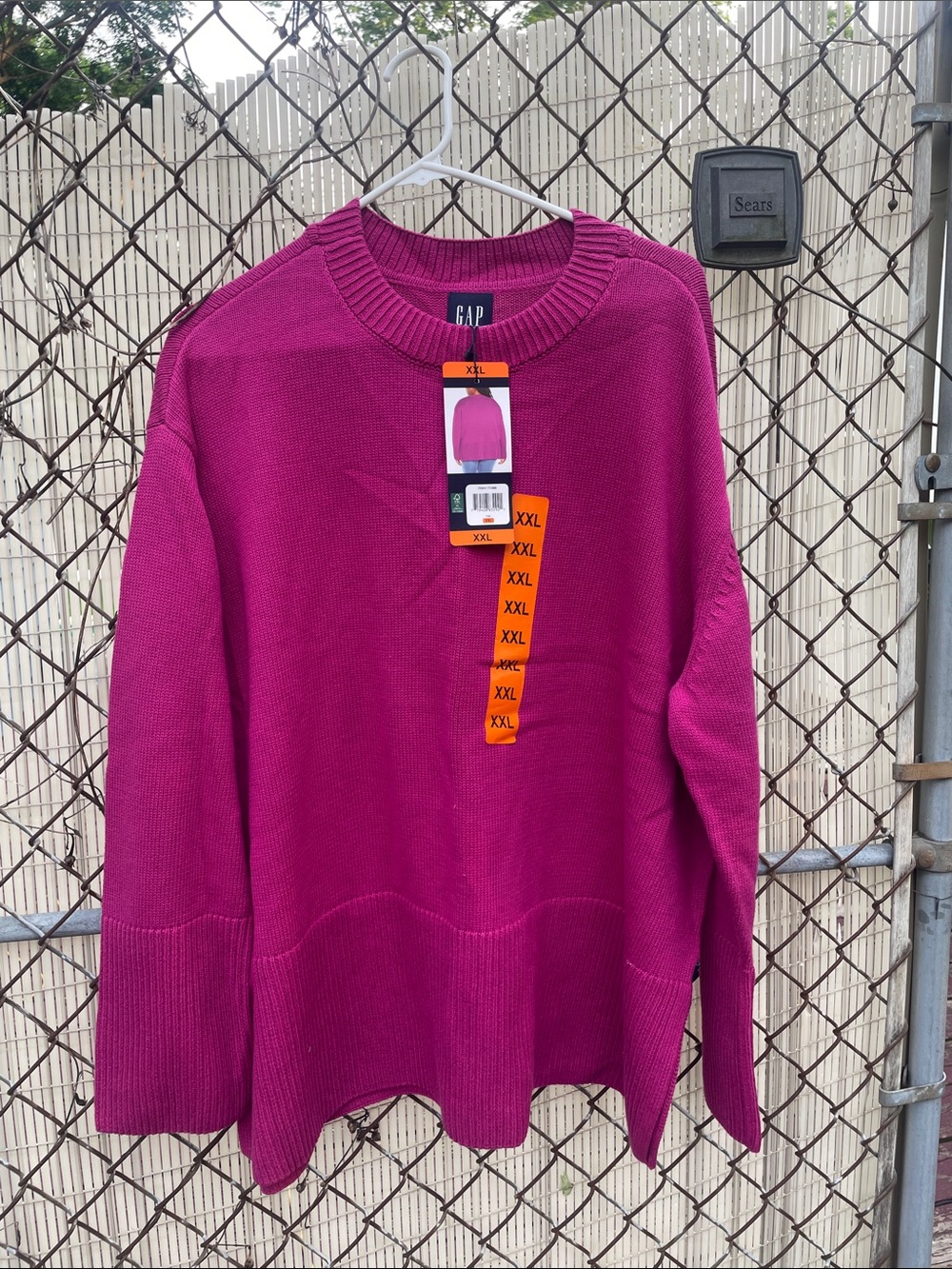 GAP women’s Hot Pink sweater